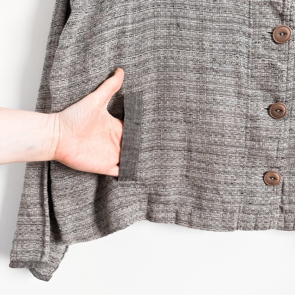 FLAX Gray Linen Button Front Collared Lagenlook Top sz Large - Picture 3 of 6